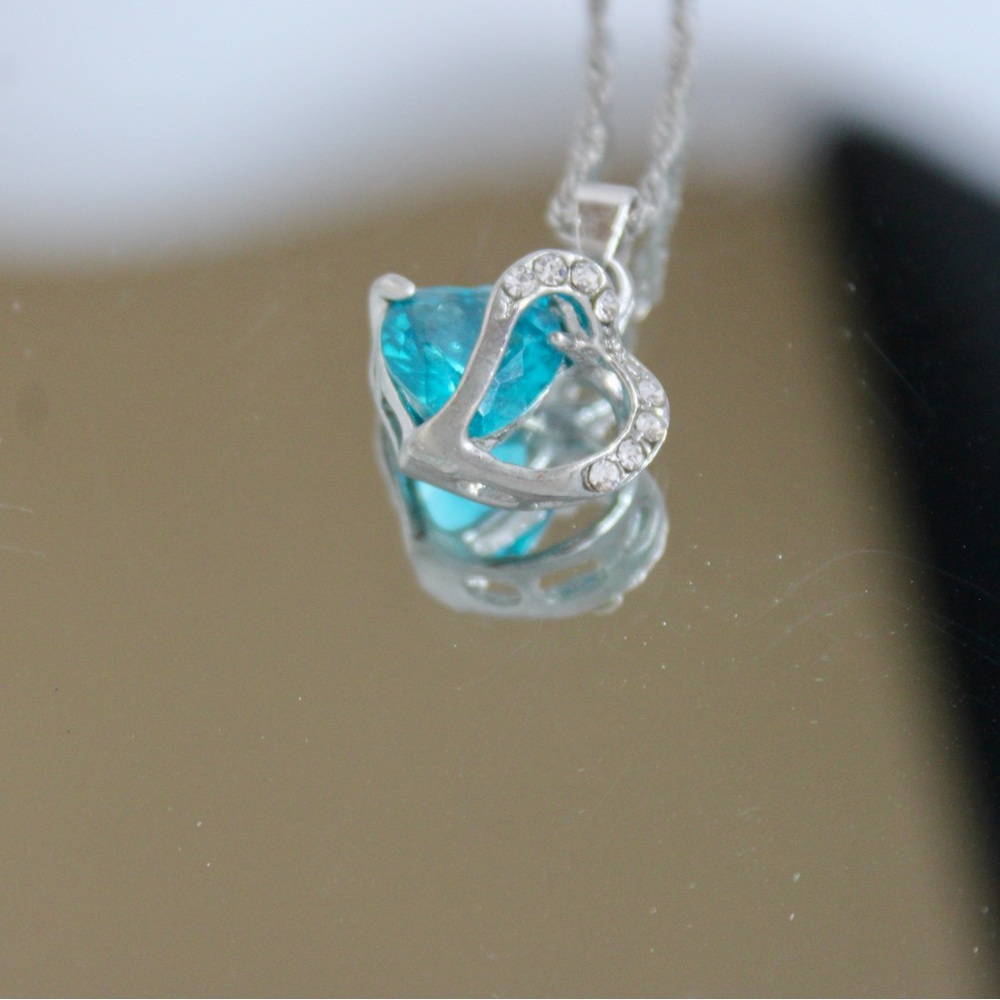 Vintage Silver Heart Pendant Necklace with Blue Gemstone